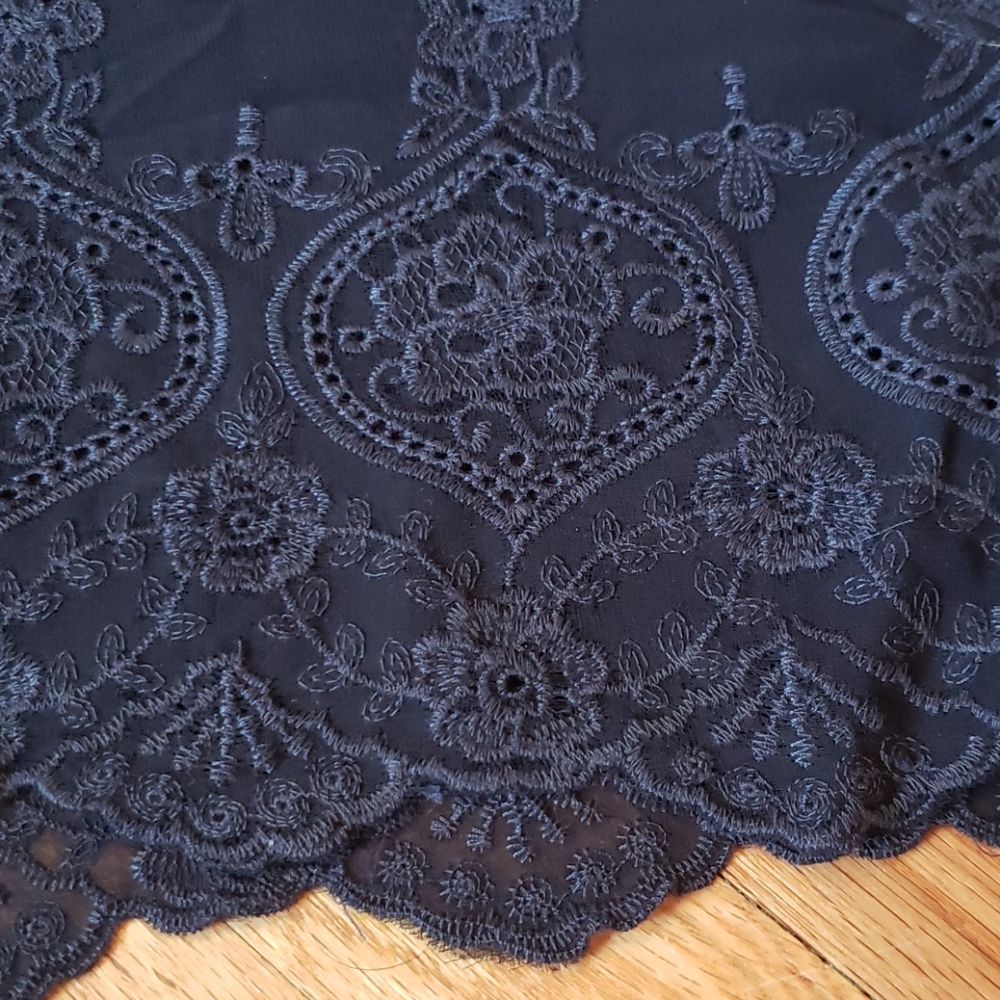 Dress - Picture 4 of 5
